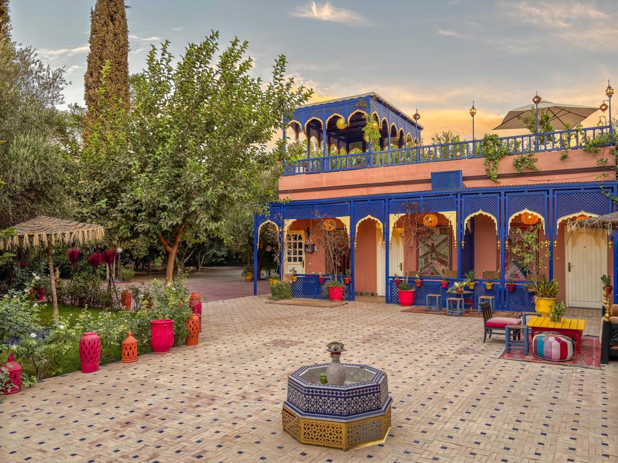 Bed and Breakfast Le Bleu House Sidi Abdallah Ghiat Exterior foto