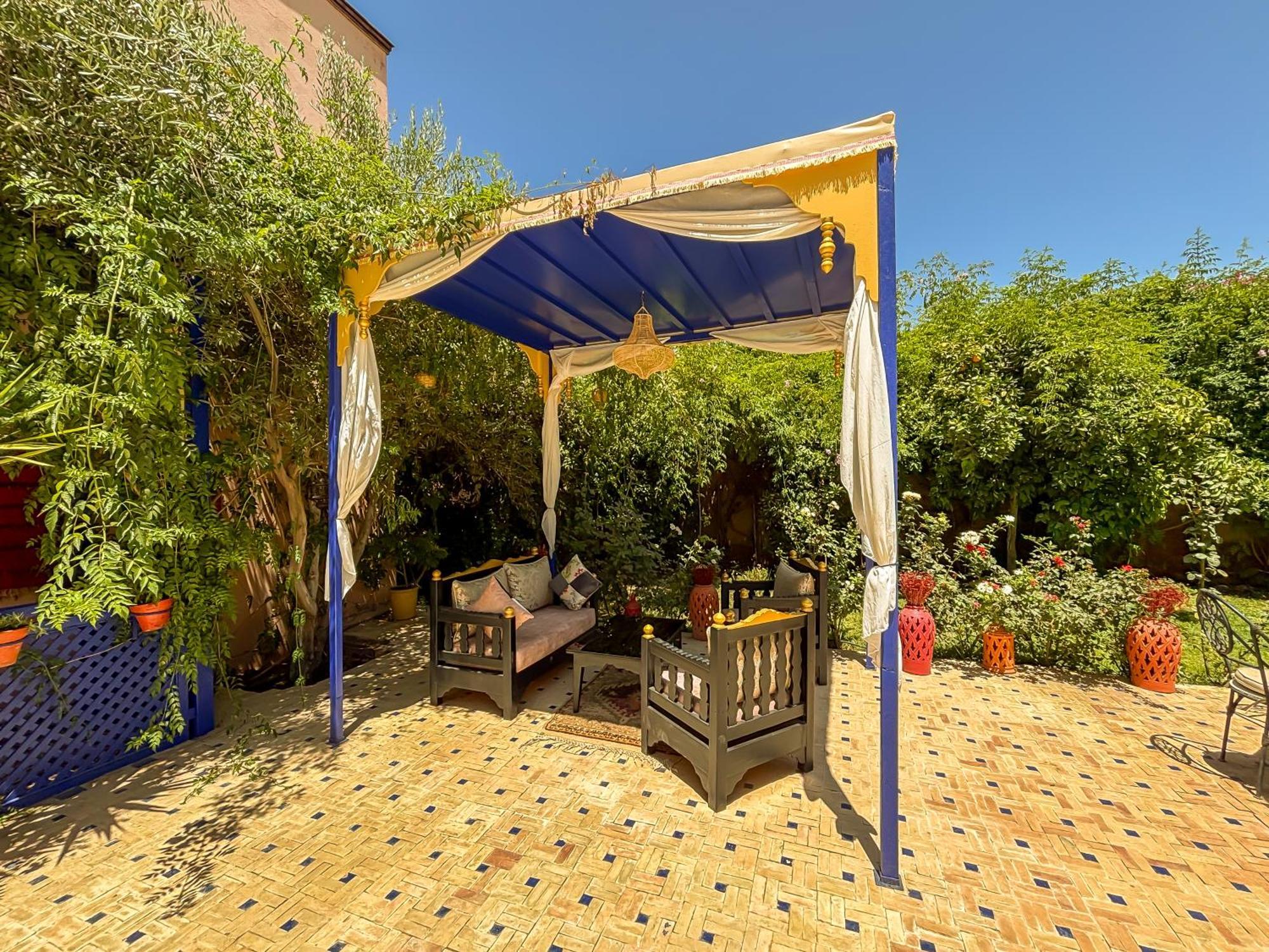 Bed and Breakfast Le Bleu House Sidi Abdallah Ghiat Exterior foto
