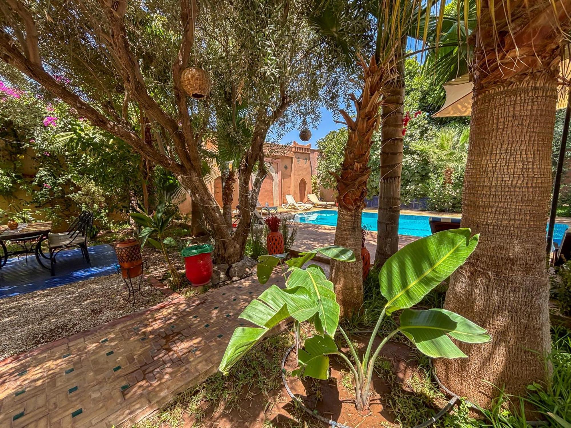 Bed and Breakfast Le Bleu House Sidi Abdallah Ghiat Exterior foto